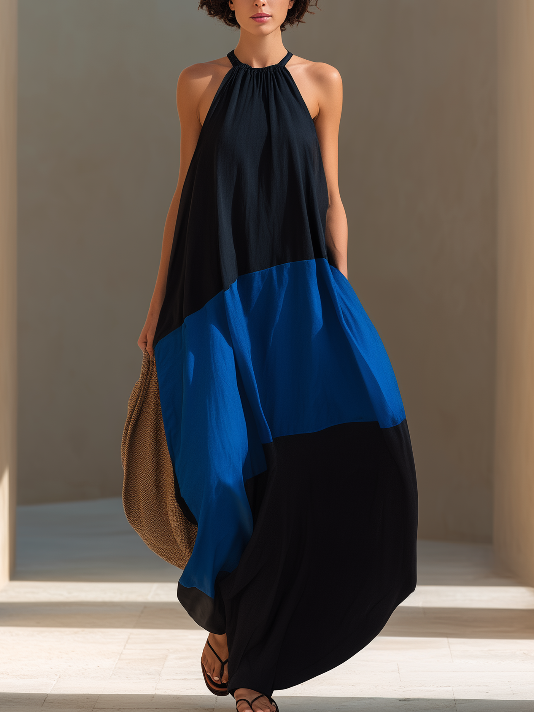 Color-Blocked Loose Sleeveless Halter Neck Maxi Dress